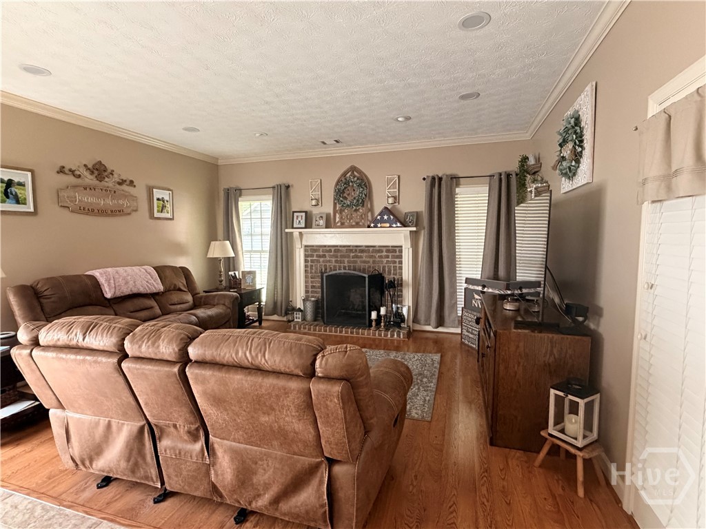 224 Ralph Rahn Rd Property Photo 8