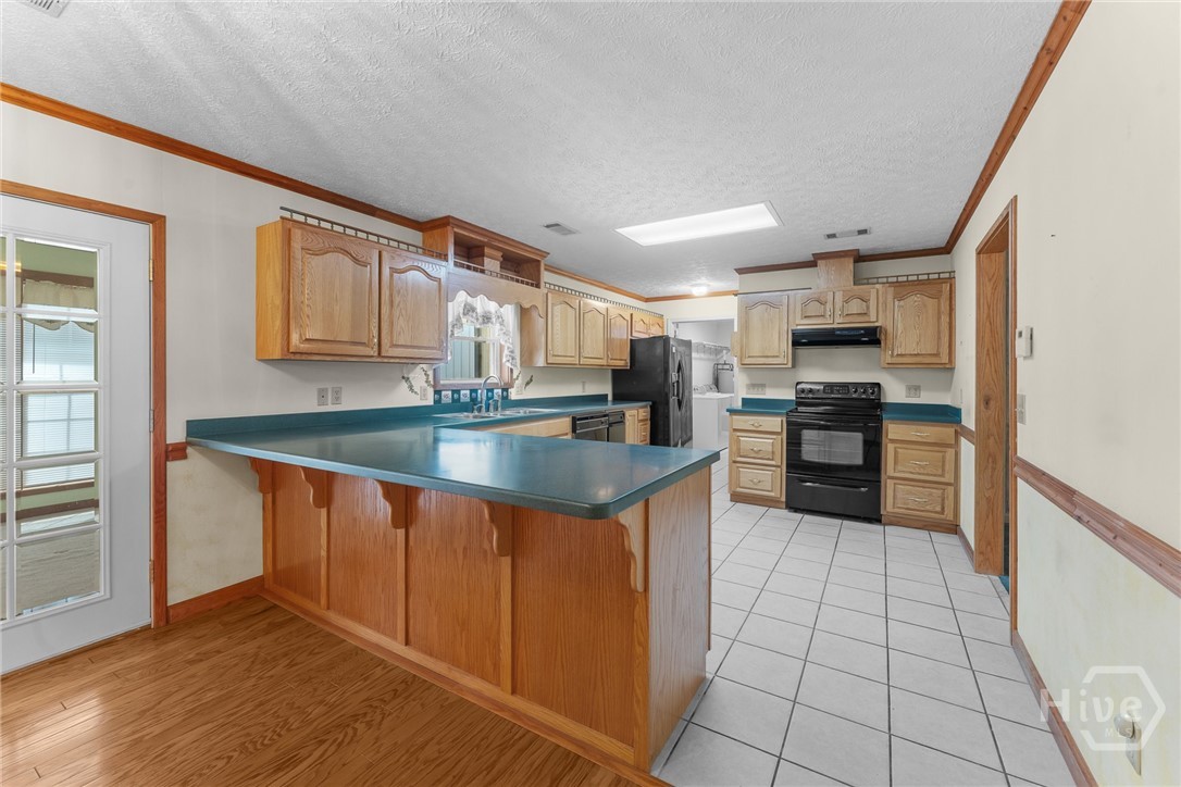 614 N Victory Drive Property Photo 38