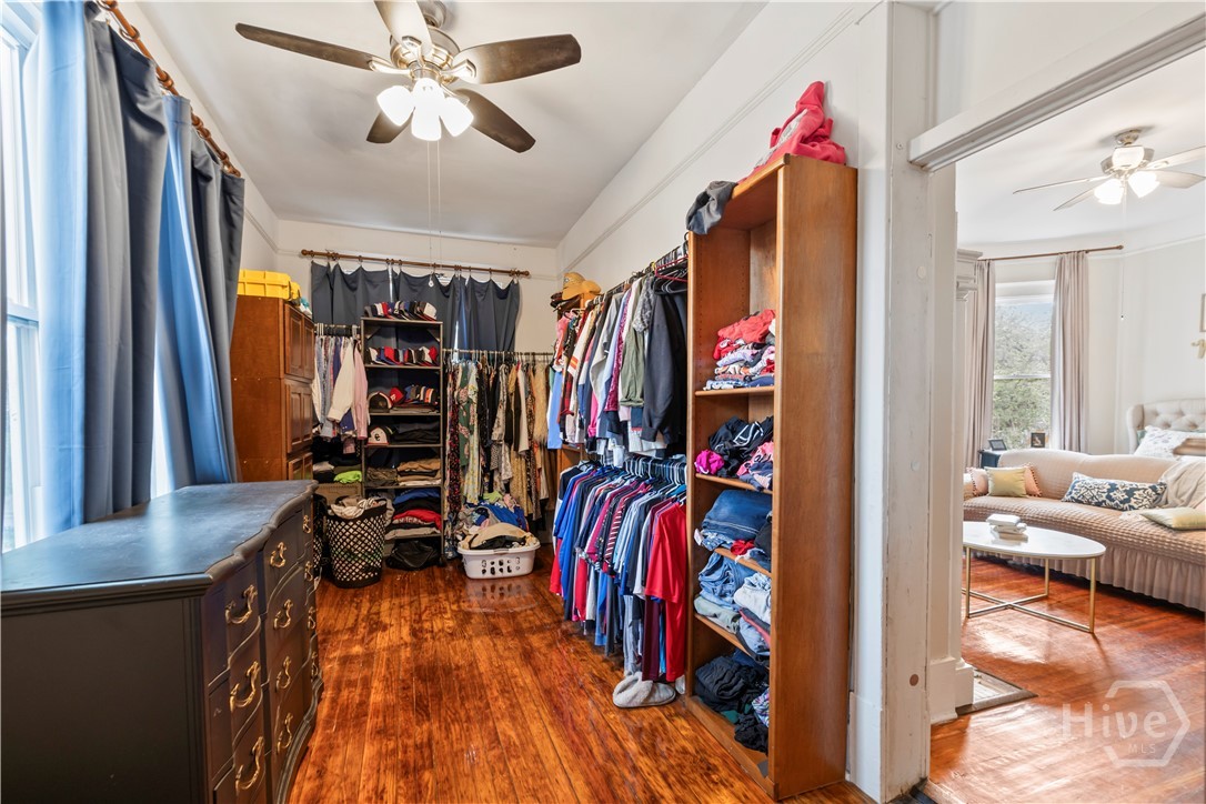 120 W 37th Street Property Photo 33