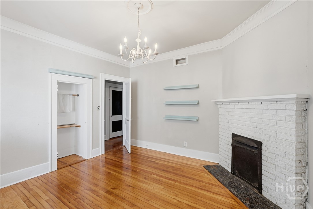 431 E 50th Street Property Photo 19