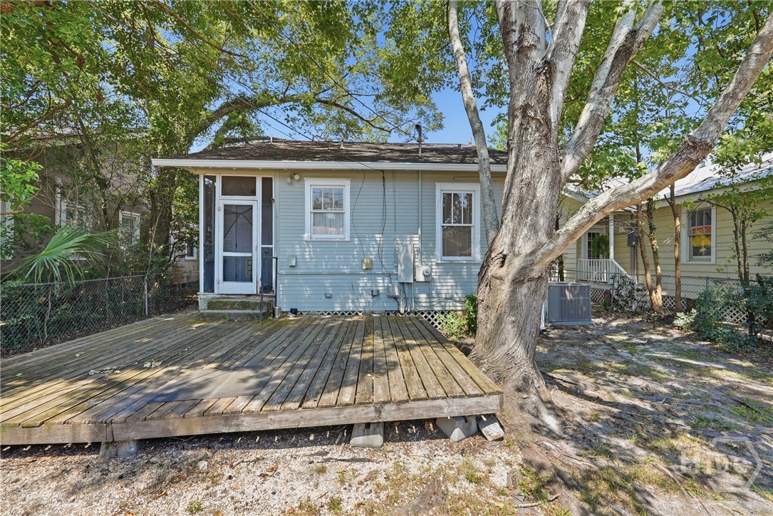 431 E 50th Street Property Photo 31