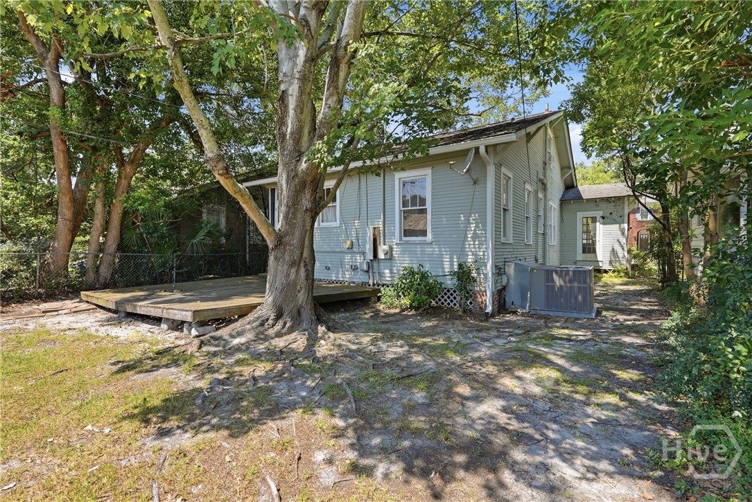 431 E 50th Street Property Photo 32