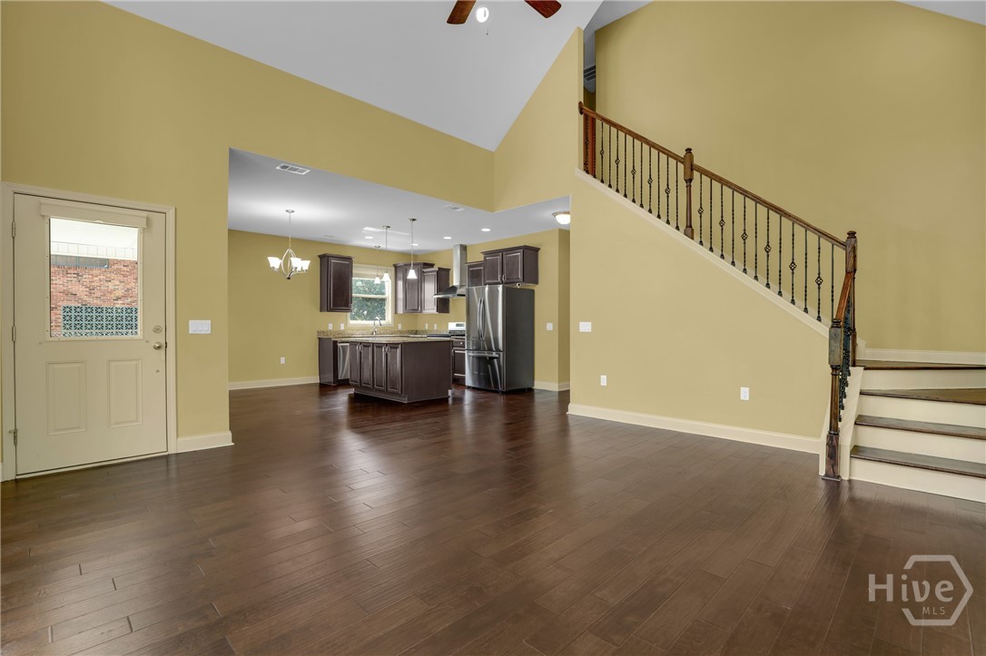 3105 Lincoln Street Property Photo 8