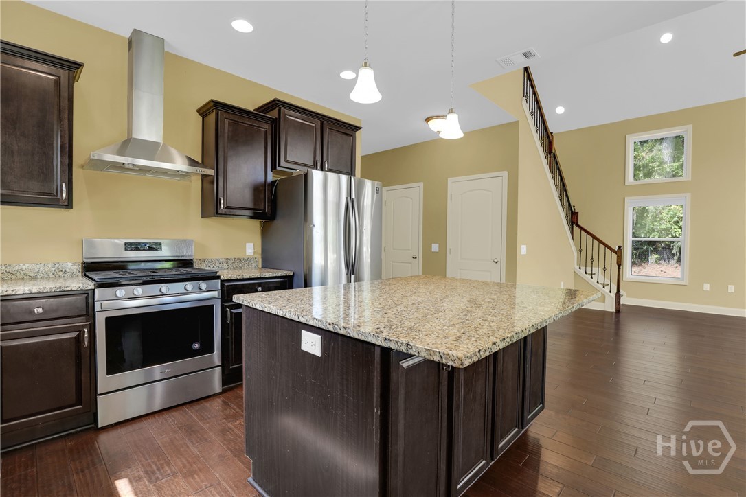 3105 Lincoln Street Property Photo 10