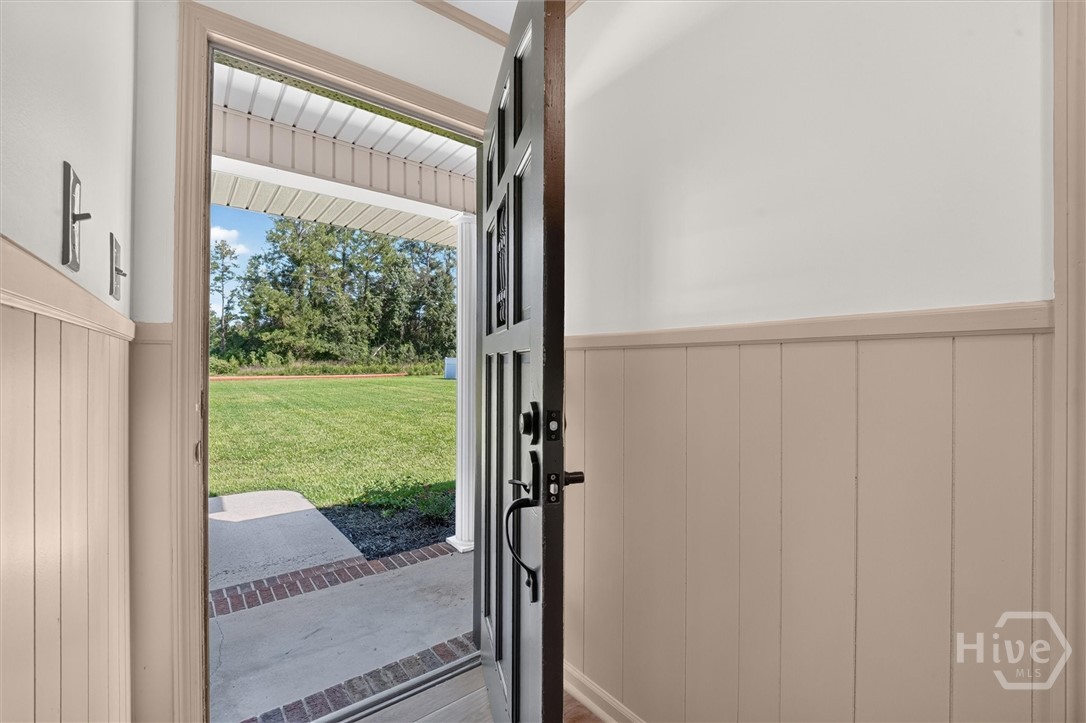 563 Keith Road Property Photo 3