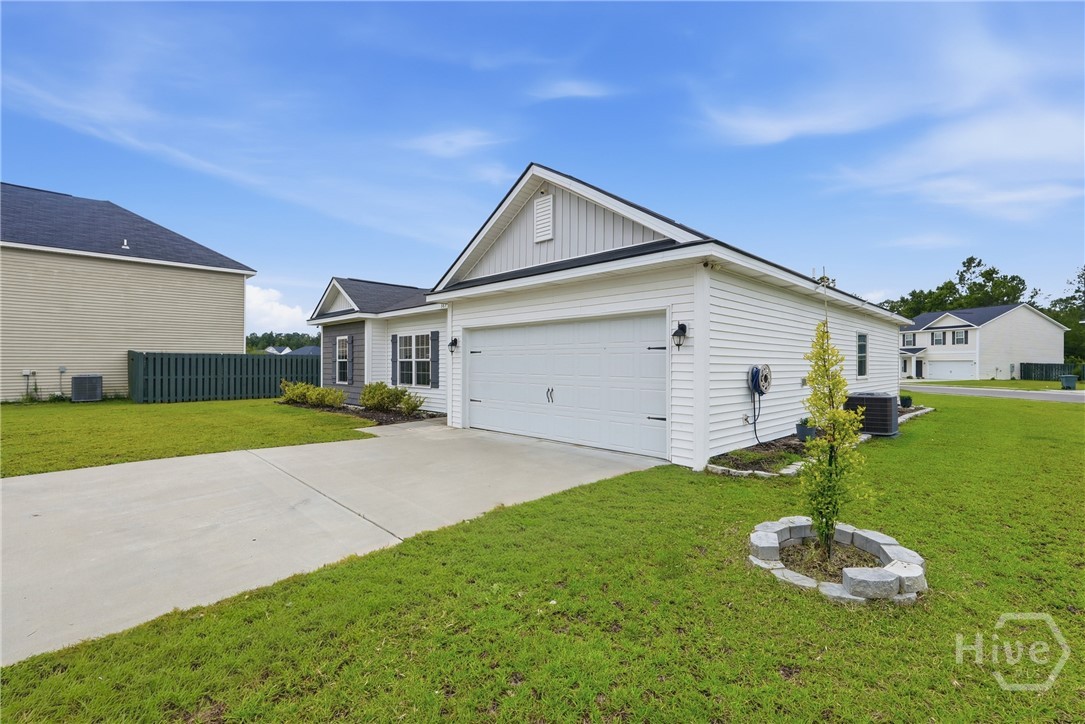 369 Brightleaf Circle Property Photo 2