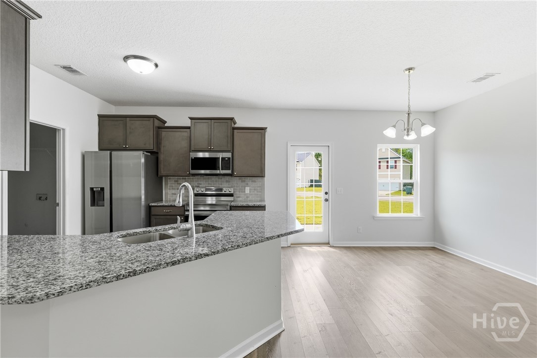 369 Brightleaf Circle Property Photo 9