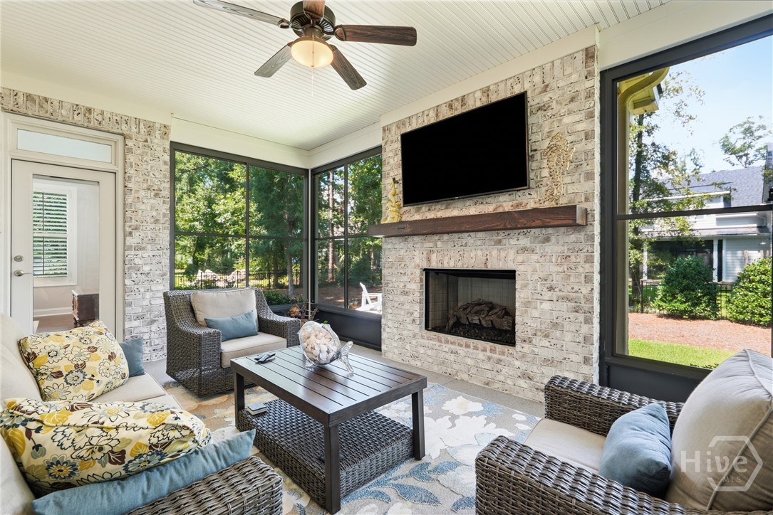 109 Waldburg Way Property Photo 40