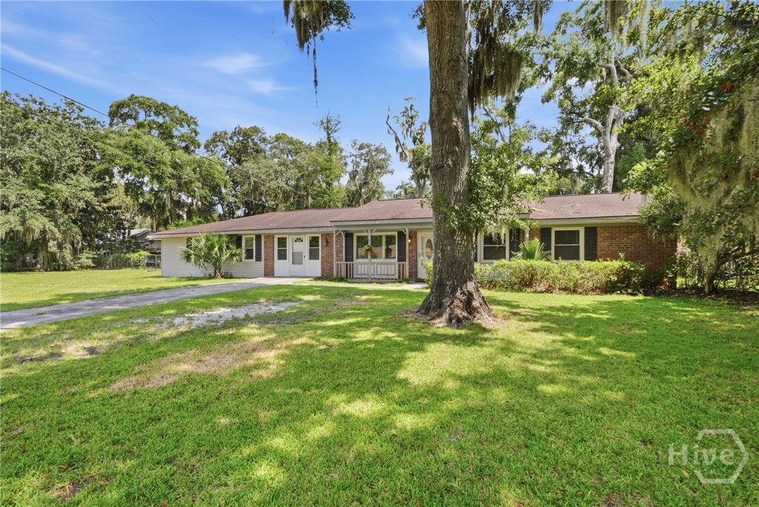 2429 Dolphin Drive