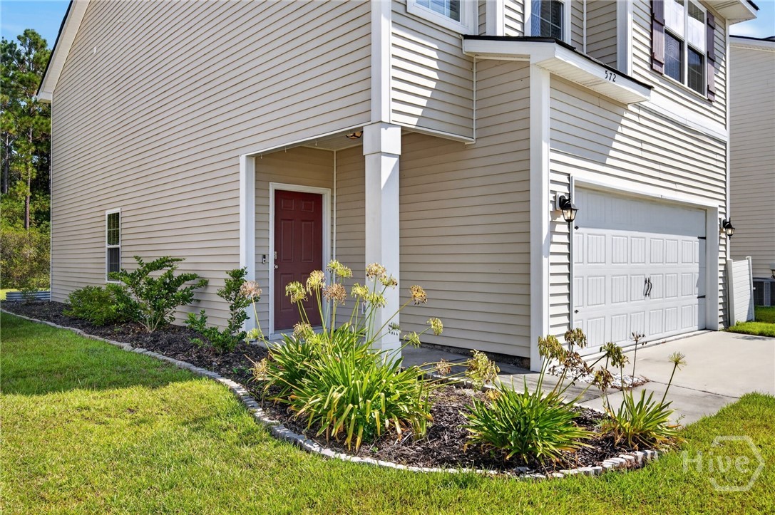 572 Brightleaf Circle Property Photo 6