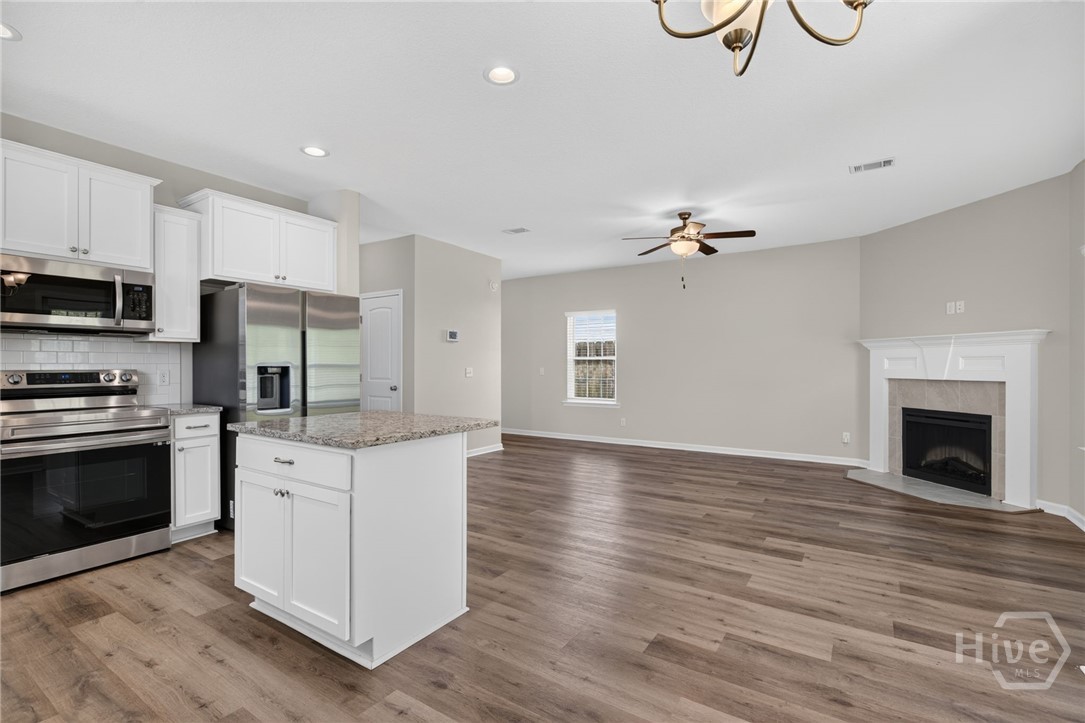 572 Brightleaf Circle Property Photo 13