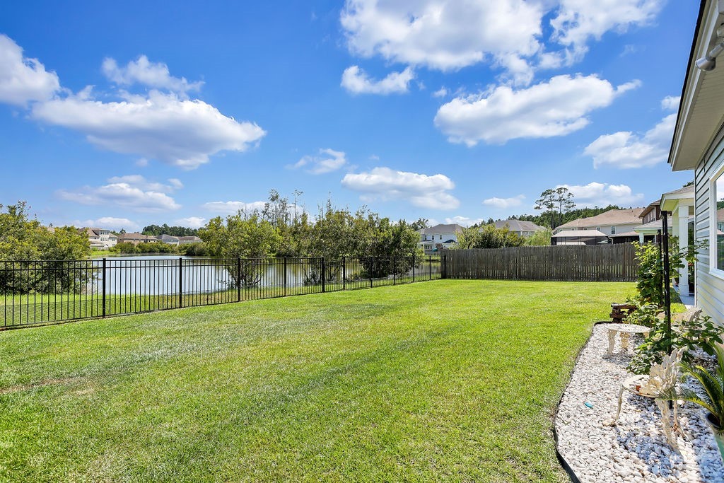 200 Saddleclub Way Property Photo 6