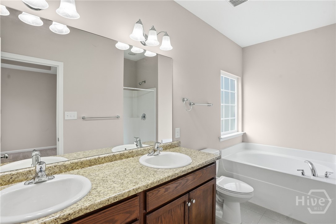 401 Olde Ivey Square Property Photo 6