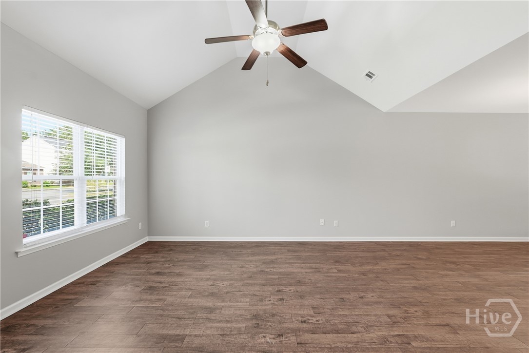 401 Olde Ivey Square Property Photo 6