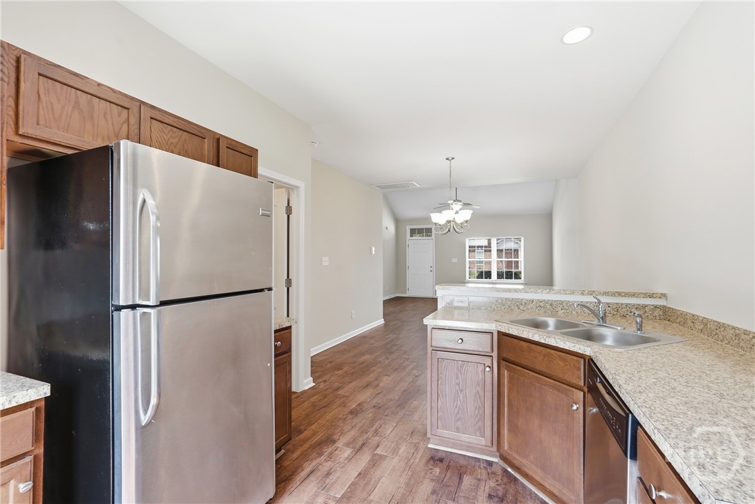 401 Olde Ivey Square Property Photo 13