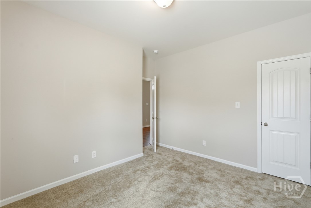 401 Olde Ivey Square Property Photo 22