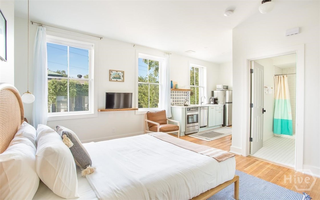 1 E Gordon Street Studio Property Photo 10