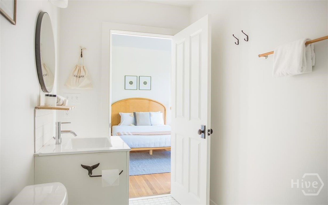 1 E Gordon Street Studio Property Photo 12