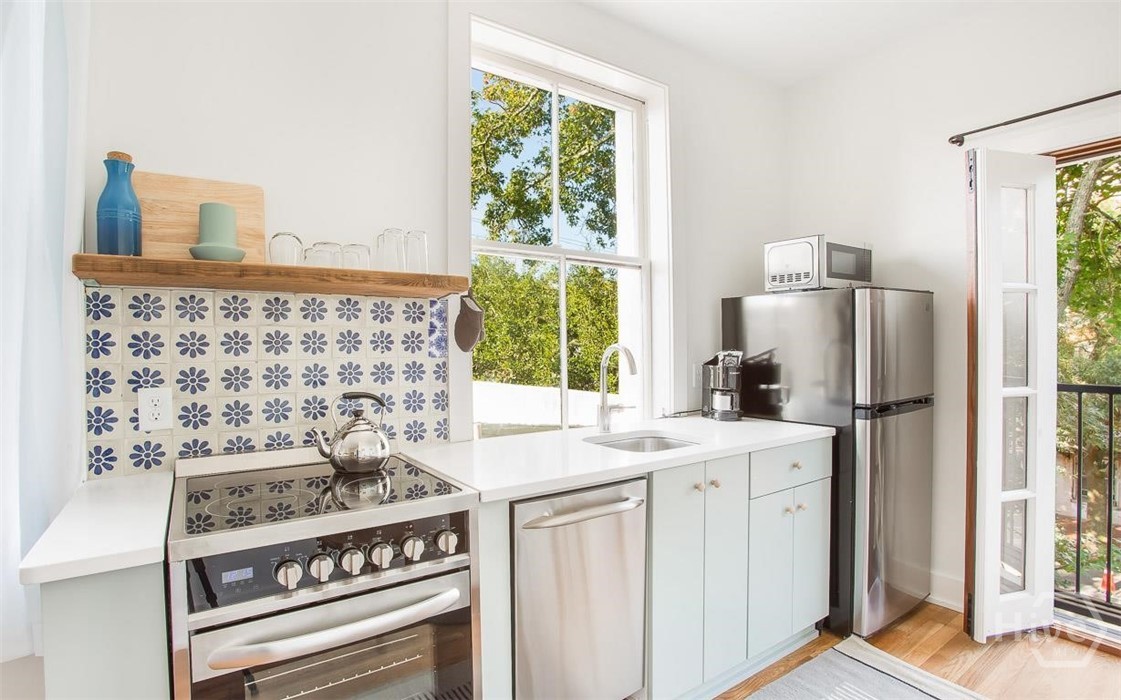 1 E Gordon Street Studio Property Photo 16