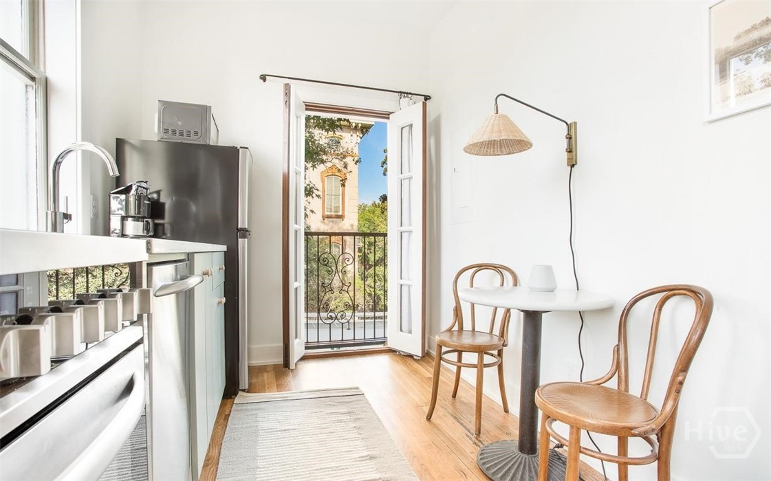 1 E Gordon Street Studio Property Photo 23