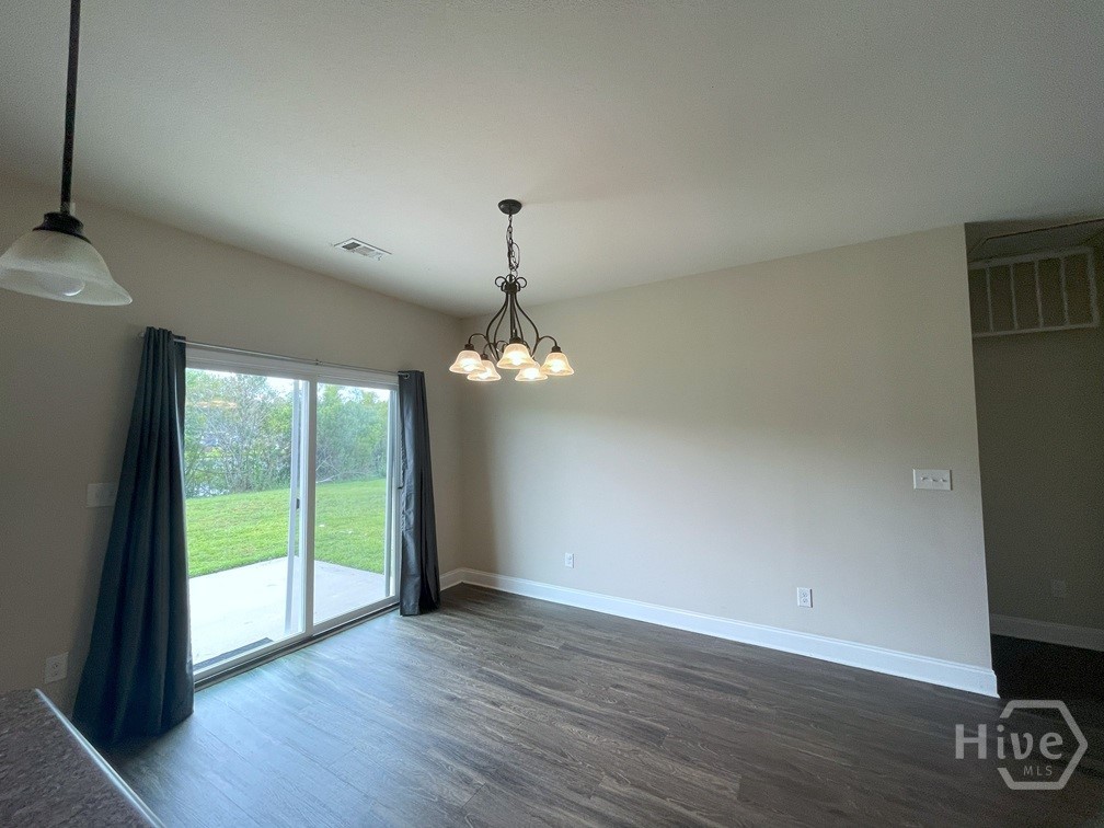 111 Willow Drive Property Photo 7