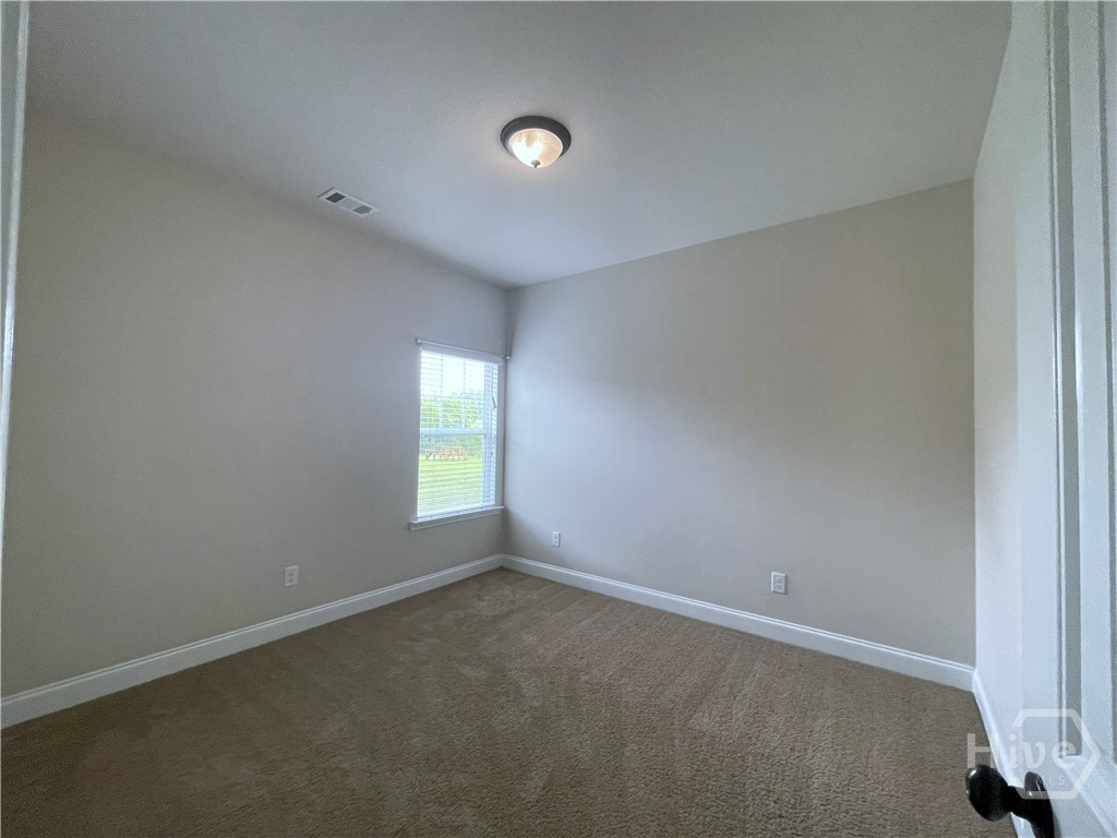 111 Willow Drive Property Photo 9
