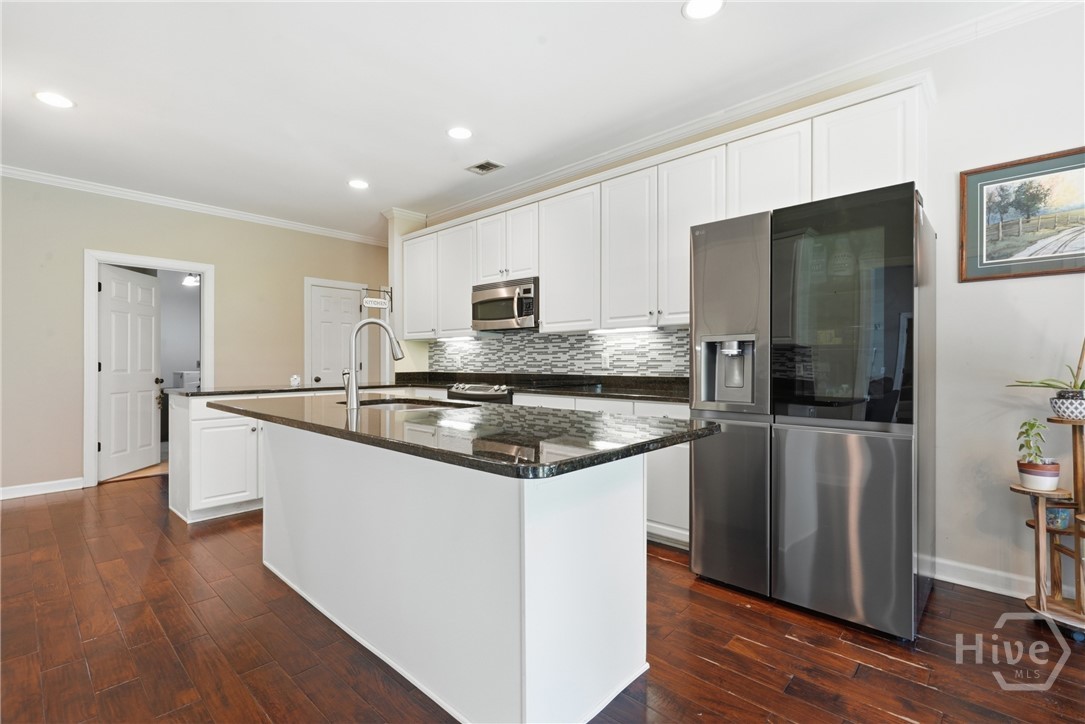 12 Baymeadow Lane Property Photo 10