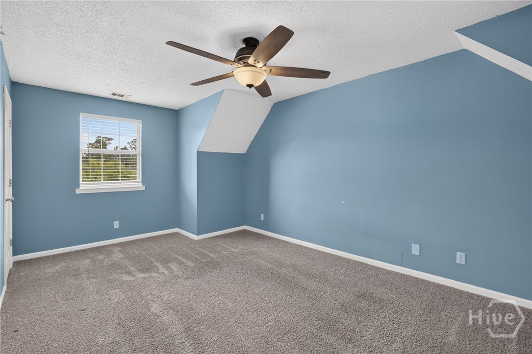17 Leeward Drive Property Photo 16