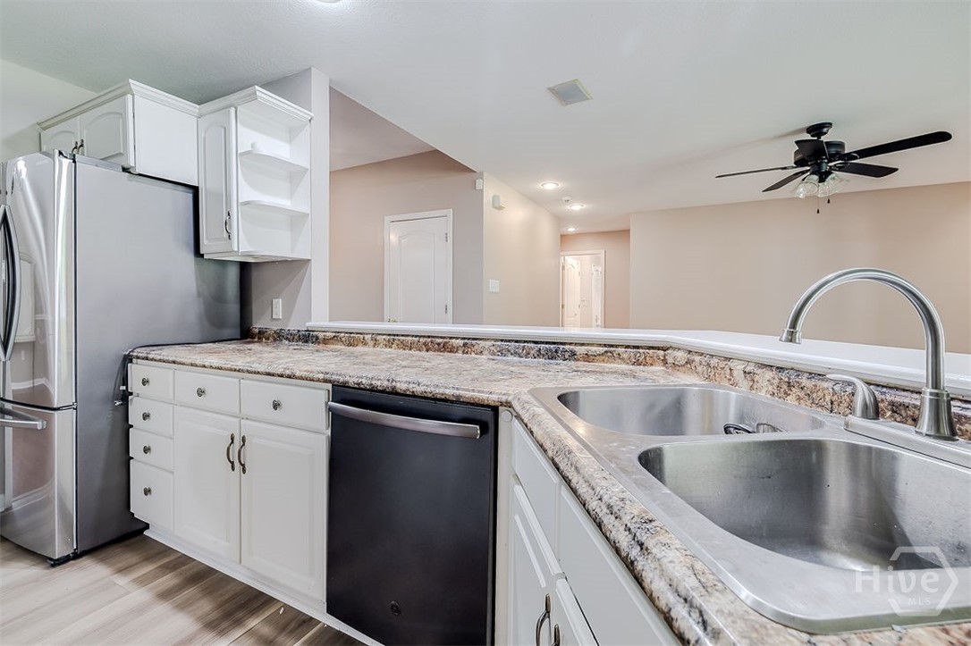 108 Bradford Drive Property Photo 18