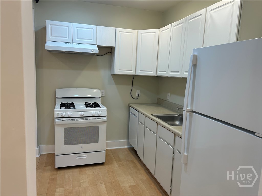 613 Habersham Street Property Photo 6