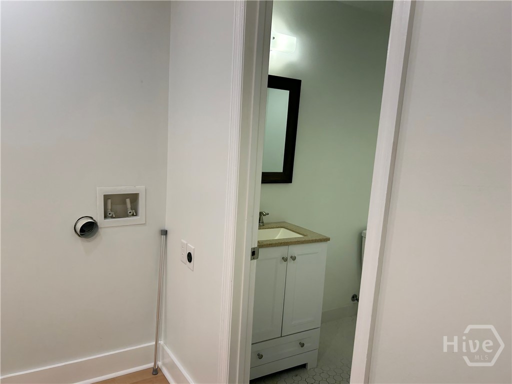 613 Habersham Street Property Photo 9