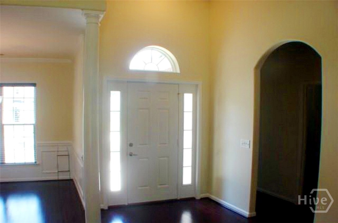 216 Carlisle Way Property Photo 2