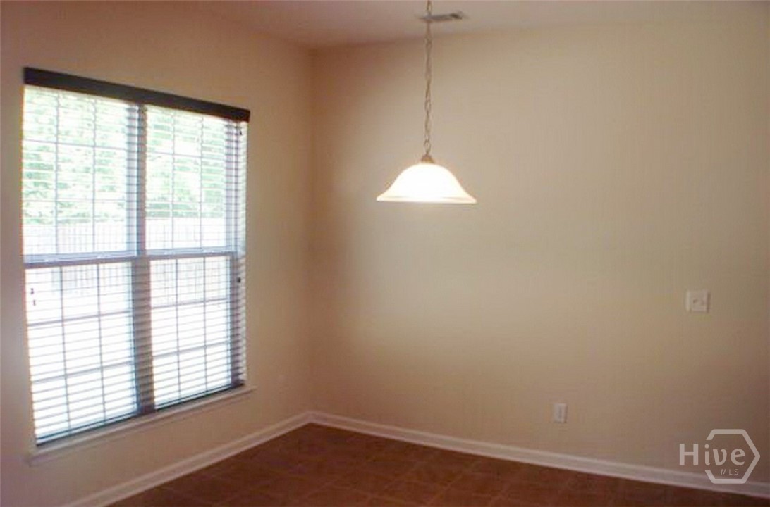 216 Carlisle Way Property Photo 8