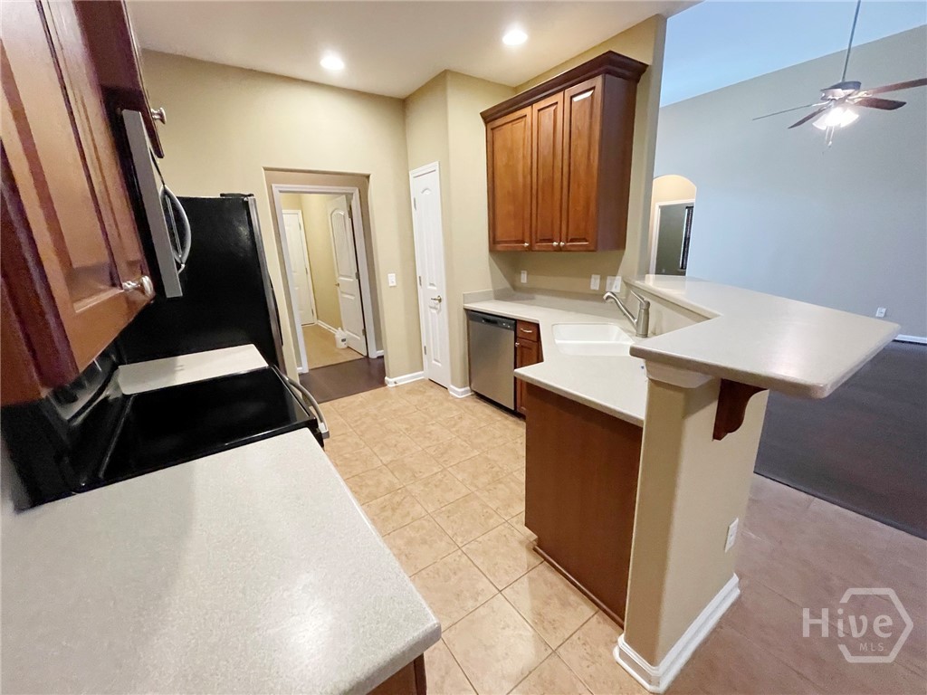 216 Carlisle Way Property Photo 35