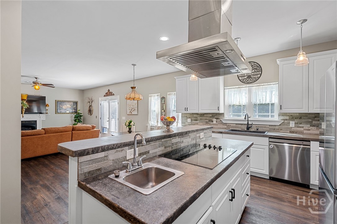 354 Long Pond Road Property Photo 18