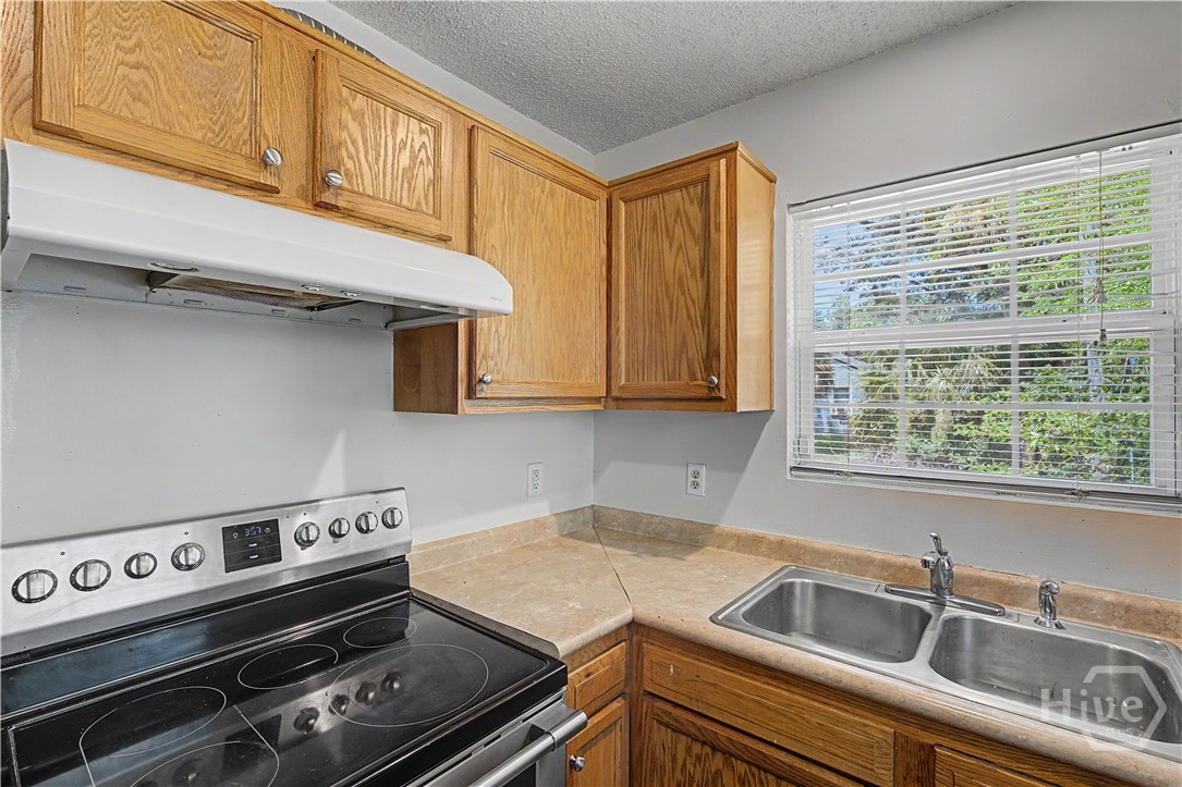 1202 E Waldburg Street Property Photo 15
