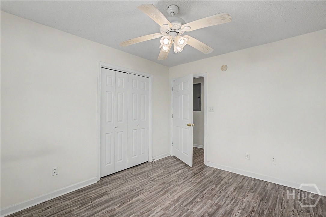 1202 E Waldburg Street Property Photo 18