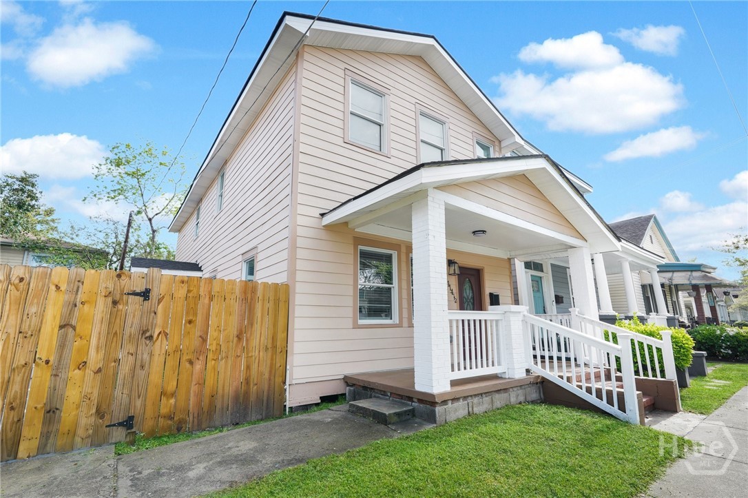 1114 1/2 E Bolton Street Property Photo 4