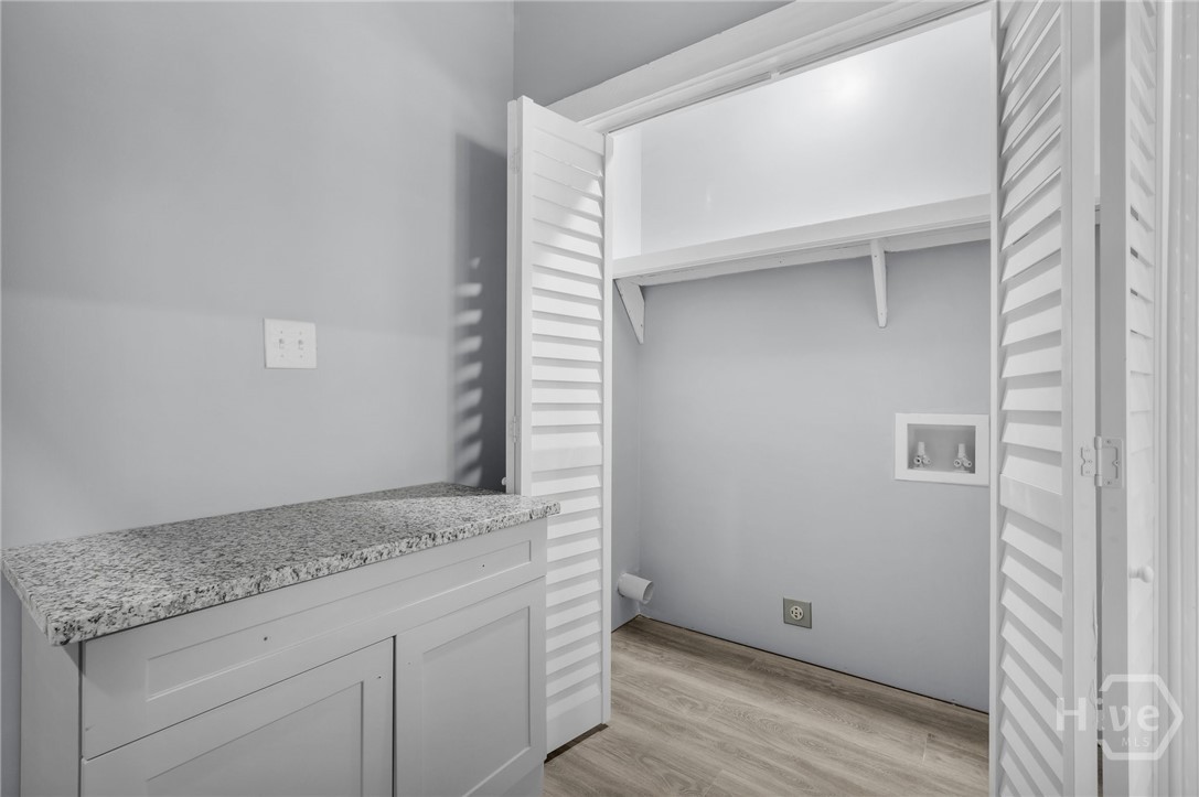 1114 1/2 E Bolton Street Property Photo 24