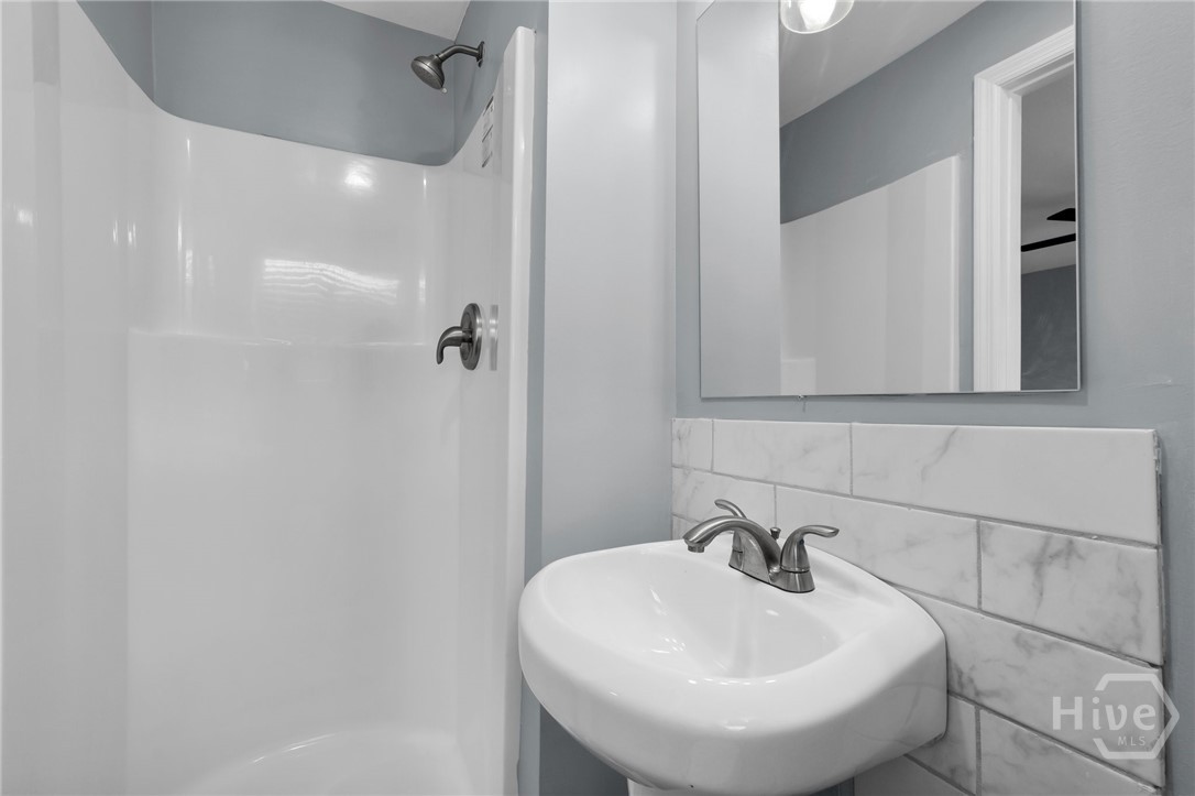 1114 1/2 E Bolton Street Property Photo 34