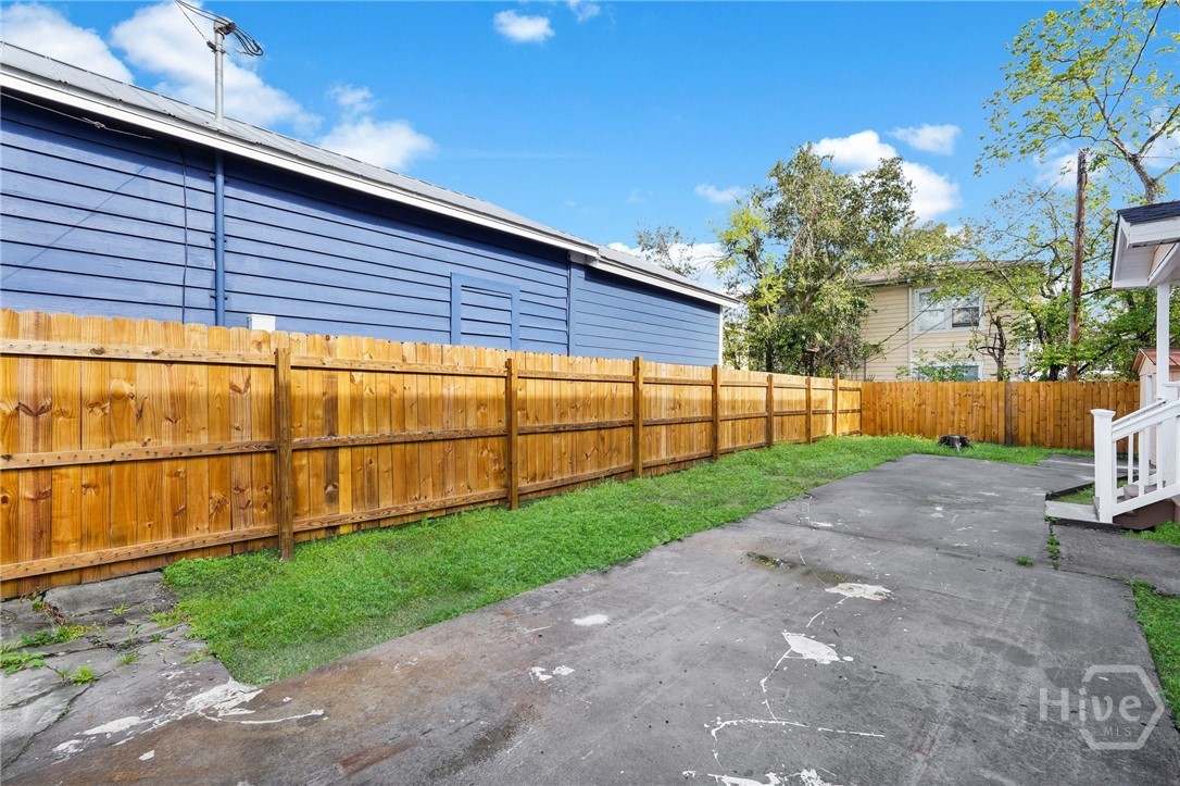1114 1/2 E Bolton Street Property Photo 45