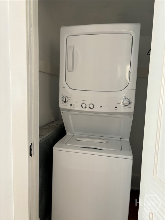810 Barnard Property Photo 19