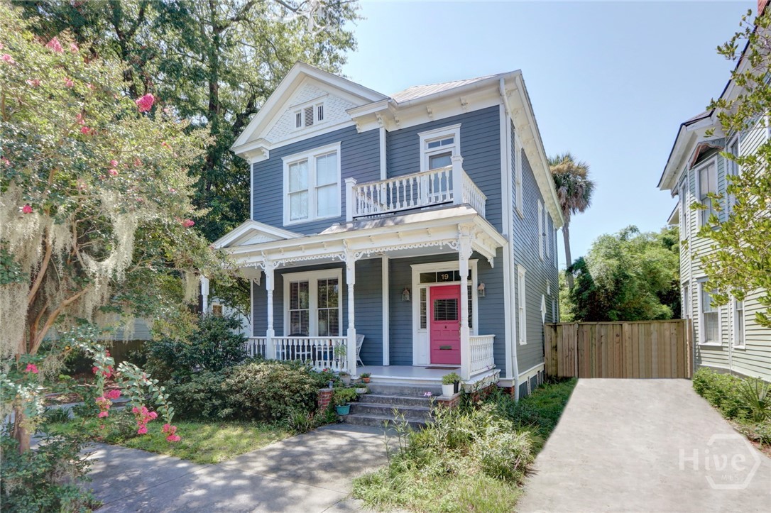 19 E 39th Street Property Photo 1