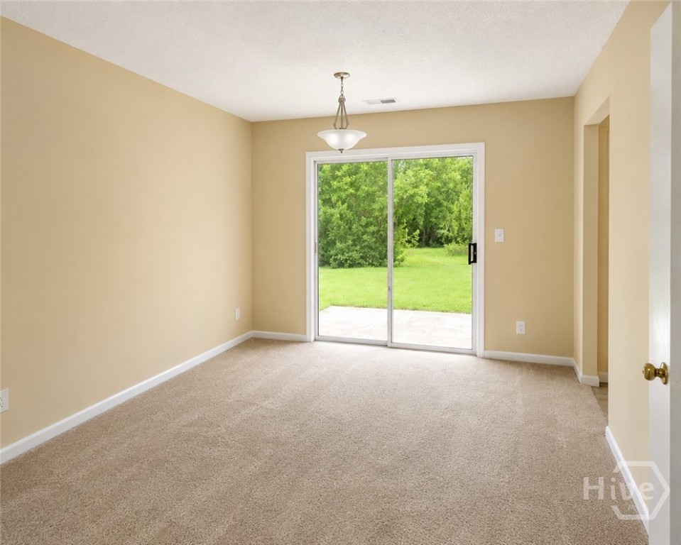 139 Laurelwood Drive Property Photo 3