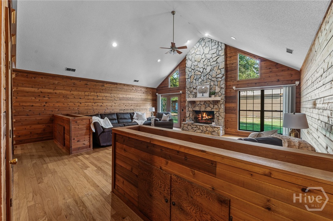 1021 Ig Lanier Road Property Photo 4