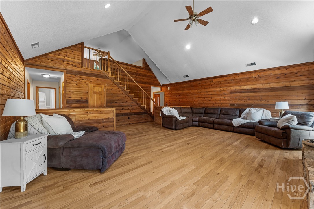 1021 Ig Lanier Road Property Photo 5