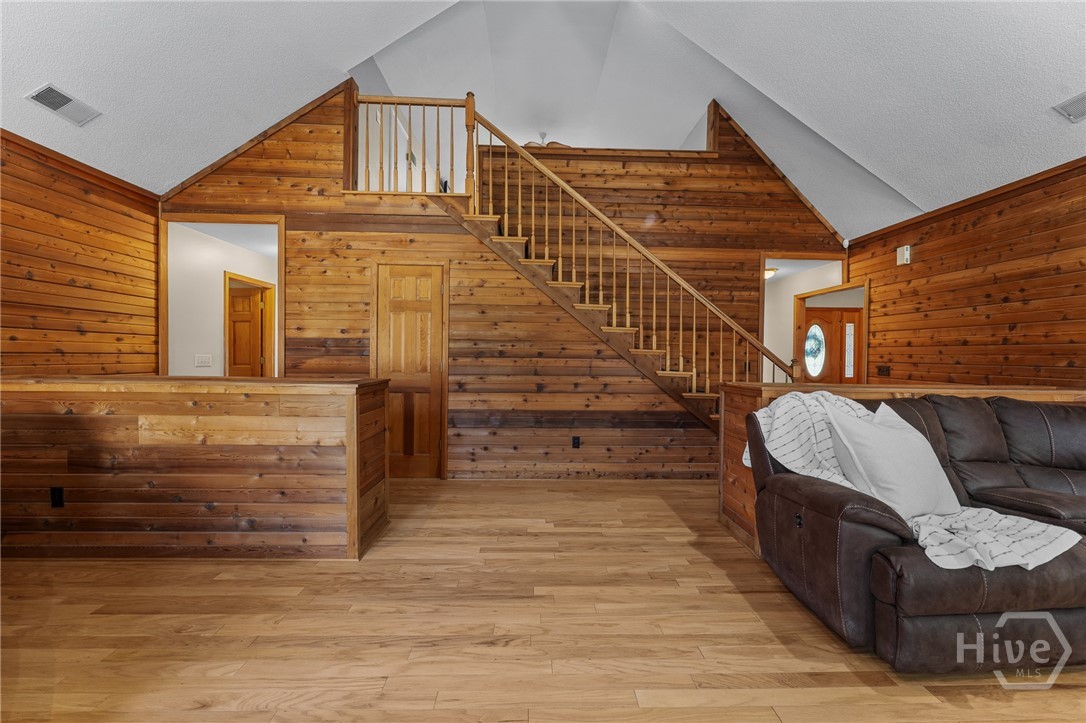 1021 Ig Lanier Road Property Photo 6