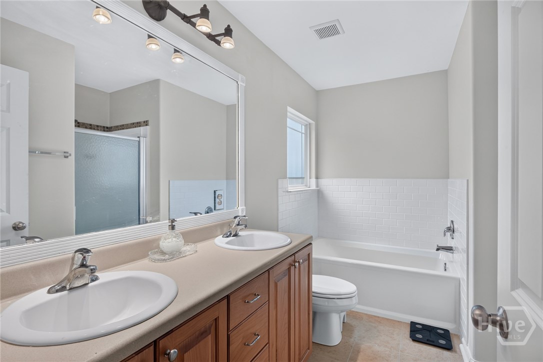 137 Spring Lakes Drive Property Photo 14