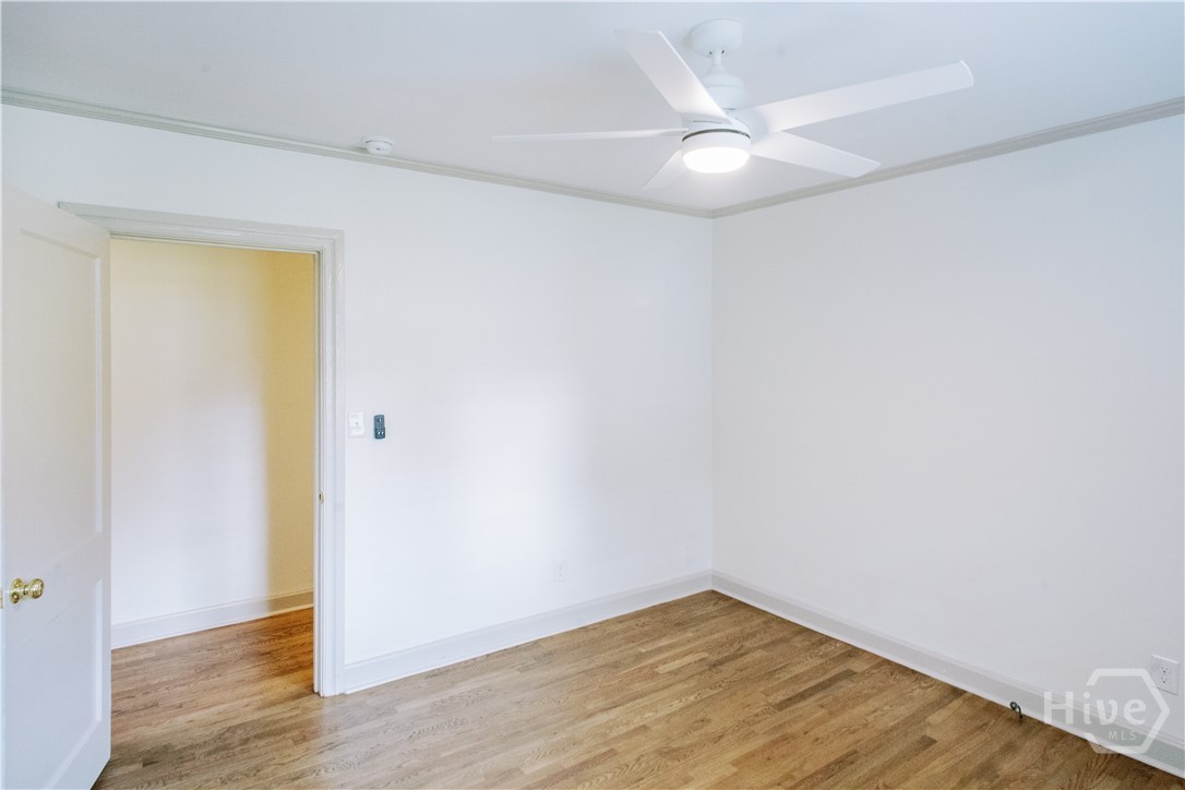 33 E 63rd Street Property Photo 30