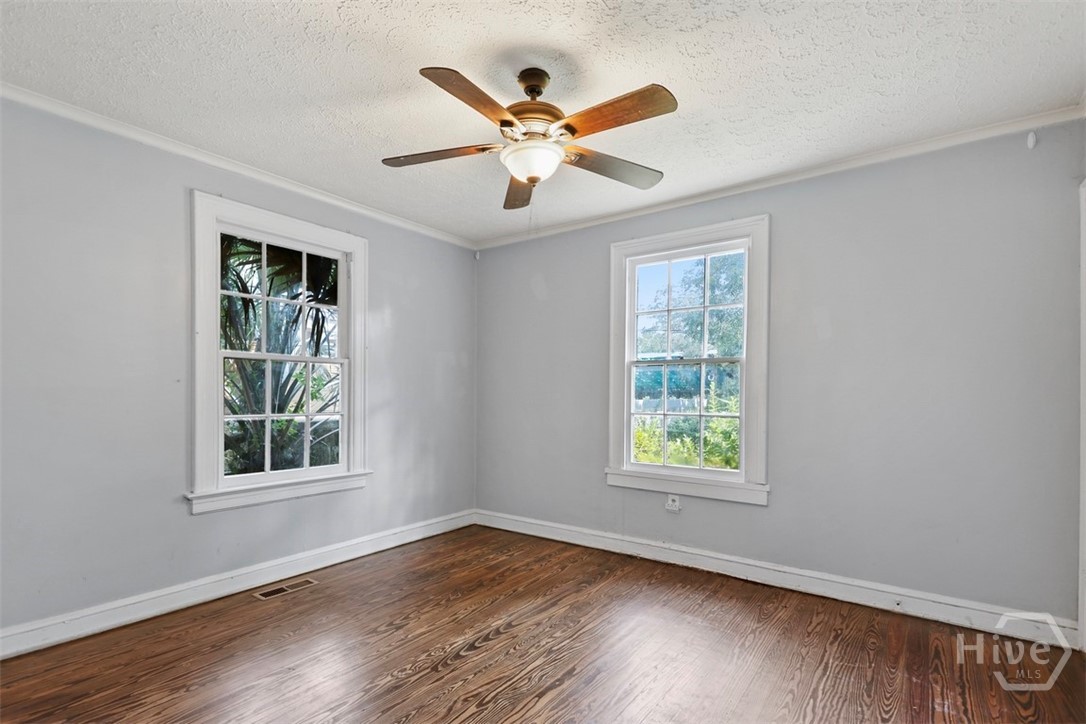 526 Durant Avenue Property Photo 13